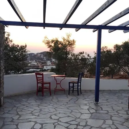 Saint Georges * Agios Georgios (Antiparos)