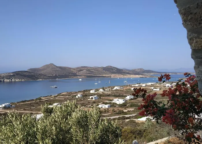Saint Georges * Agios Georgios (Antiparos)